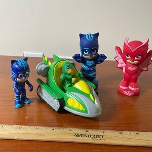 PJMasks Lot Figures and  Gecko Car, Cat Boy and Owlette